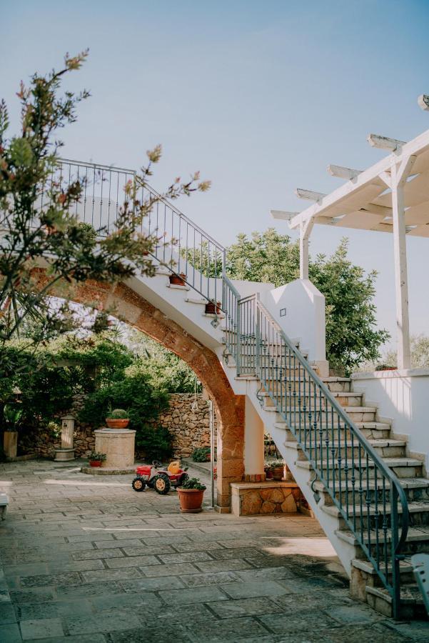 Masseria Agriturismo Il Sorriso Degli Ulivi - Dimora Di Charme Gallipoli Eksteriør billede