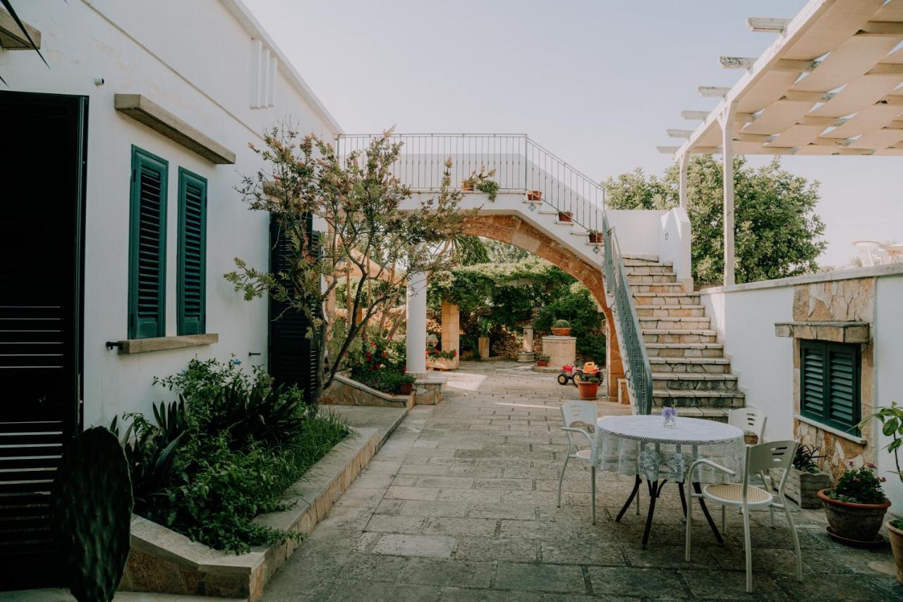 Masseria Agriturismo Il Sorriso Degli Ulivi - Dimora Di Charme Gallipoli Eksteriør billede